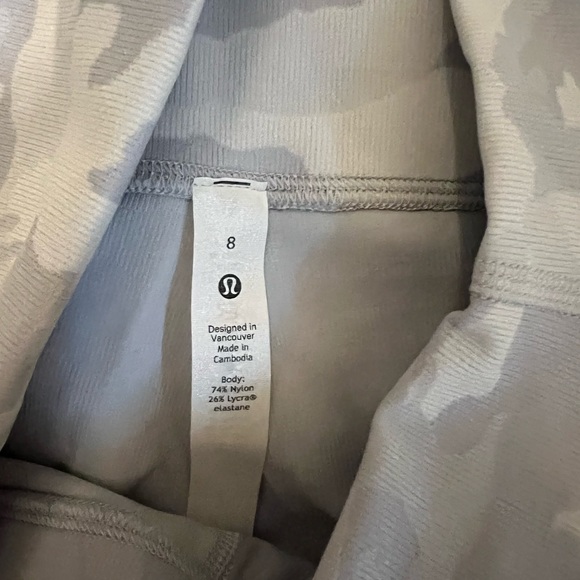 Lululemon Wunder Under HR Crop 23” Scalloped - Picture 11 of 12